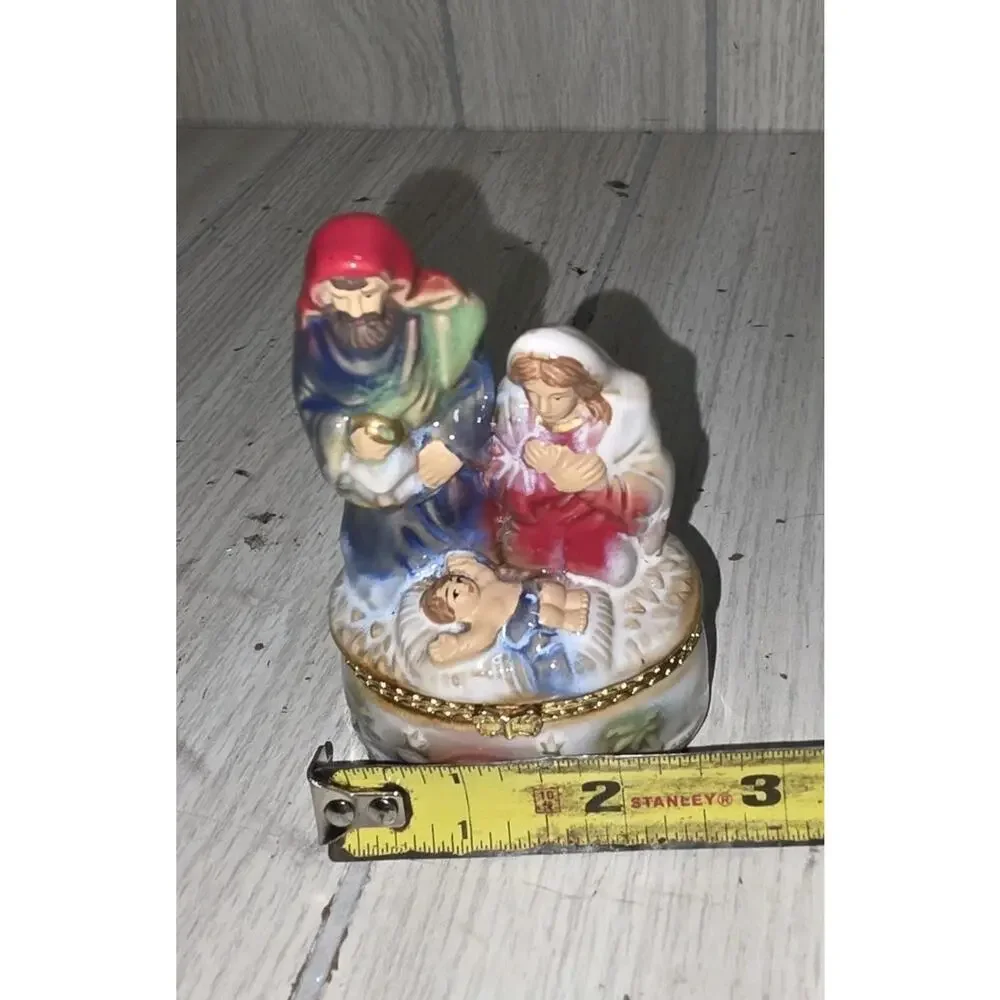 Vintage Christmas Nativity Scene Figurine Hinged Trinket Christmas Religious